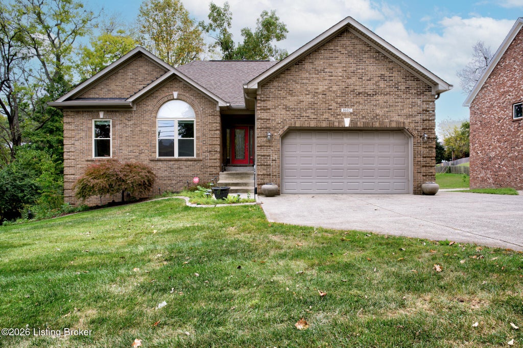 Photo of 8602 Hudson Ln, Louisville, KY 40291 (MLS # 1731703)