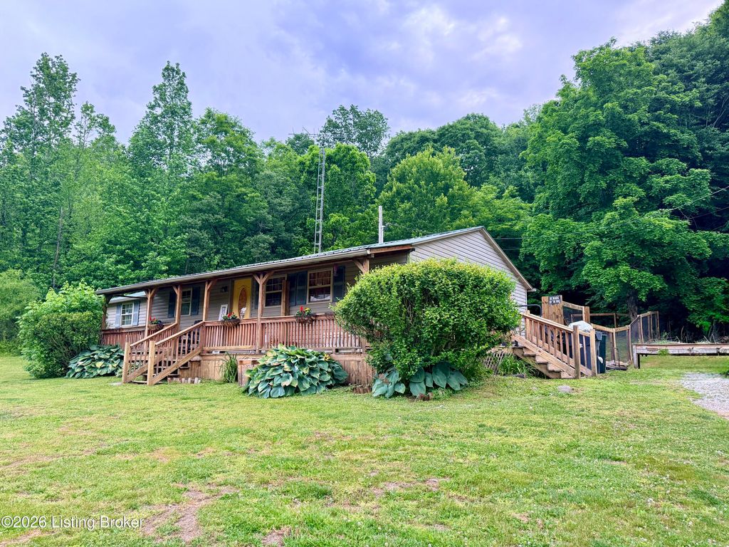 Photo of 3800 Gap Knob Rd, New Hope, KY 40052 (MLS # 1717742)