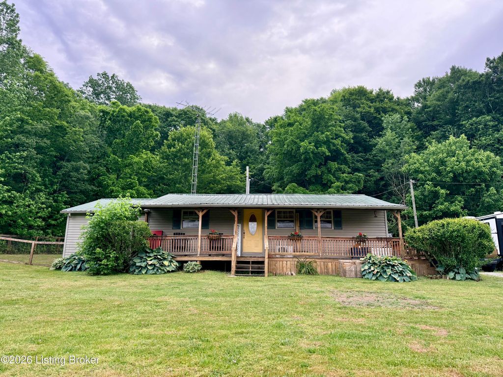 Photo of 3800 Gap Knob Rd, New Hope, KY 40052 (MLS # 1717742)