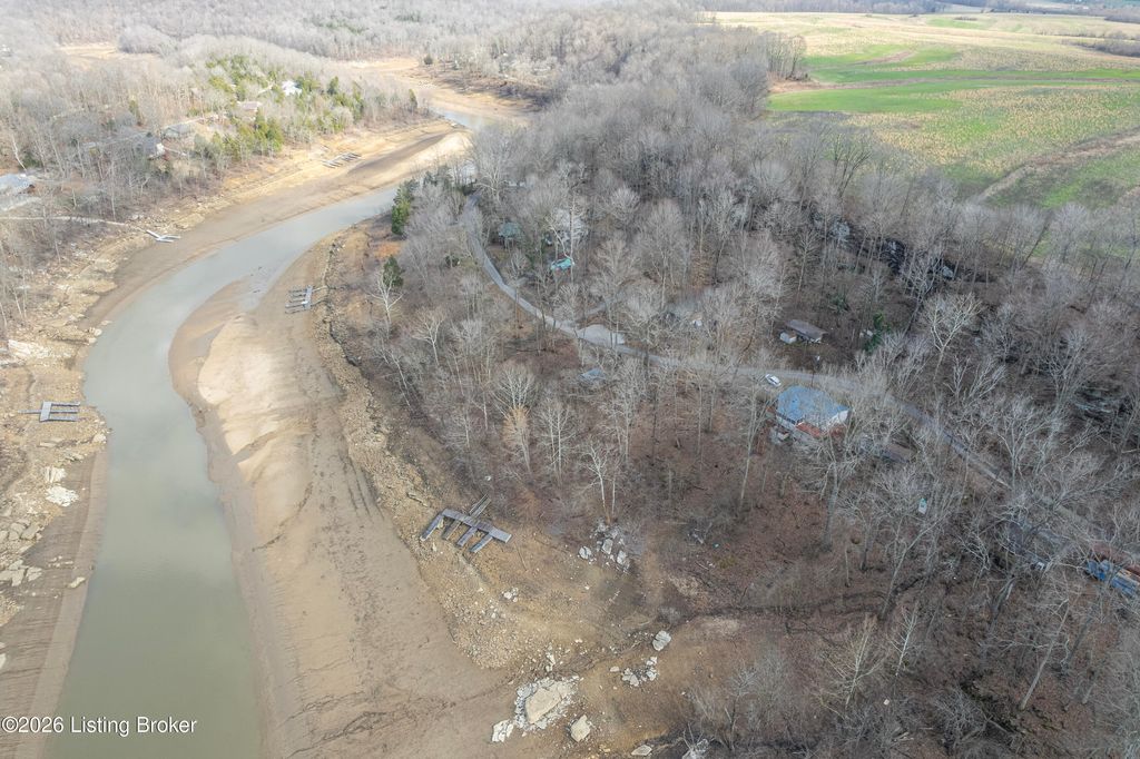 Photo of 672 Fentress Hideout Ln, Westview, KY 40178 (MLS # 1711676)