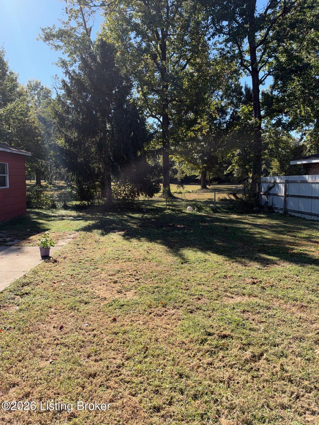 Photo of 1112 Clay Ave, Louisville, KY 40219 (MLS # 1730949)