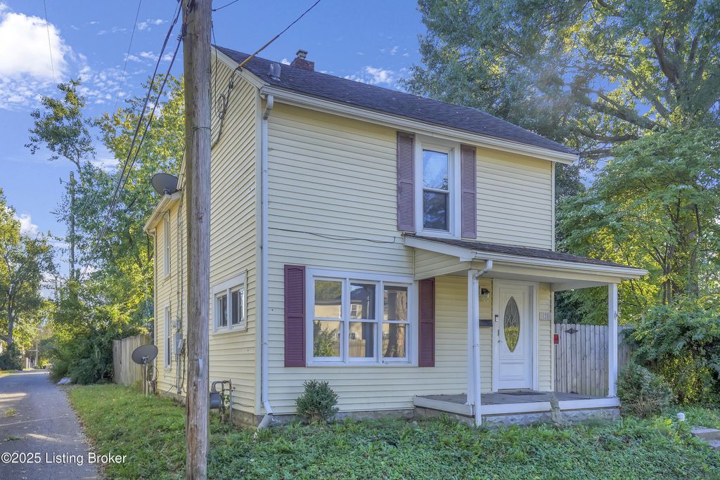 Photo of 120 E Ashland Ave, Louisville, KY 40214 (MLS # 1705296)