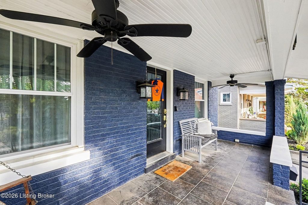 Photo of 1925 Wrocklage Ave, Louisville, KY 40205 (MLS # 1719031)