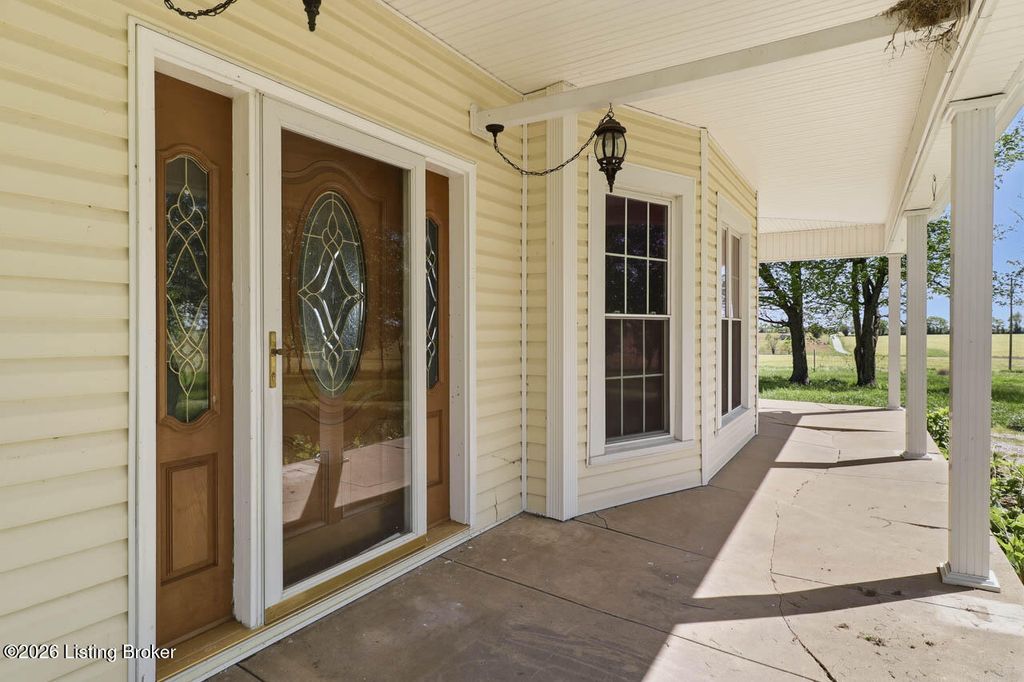 Photo of 1836 Ellis Rd, Eminence, KY 40019 (MLS # 1715231)