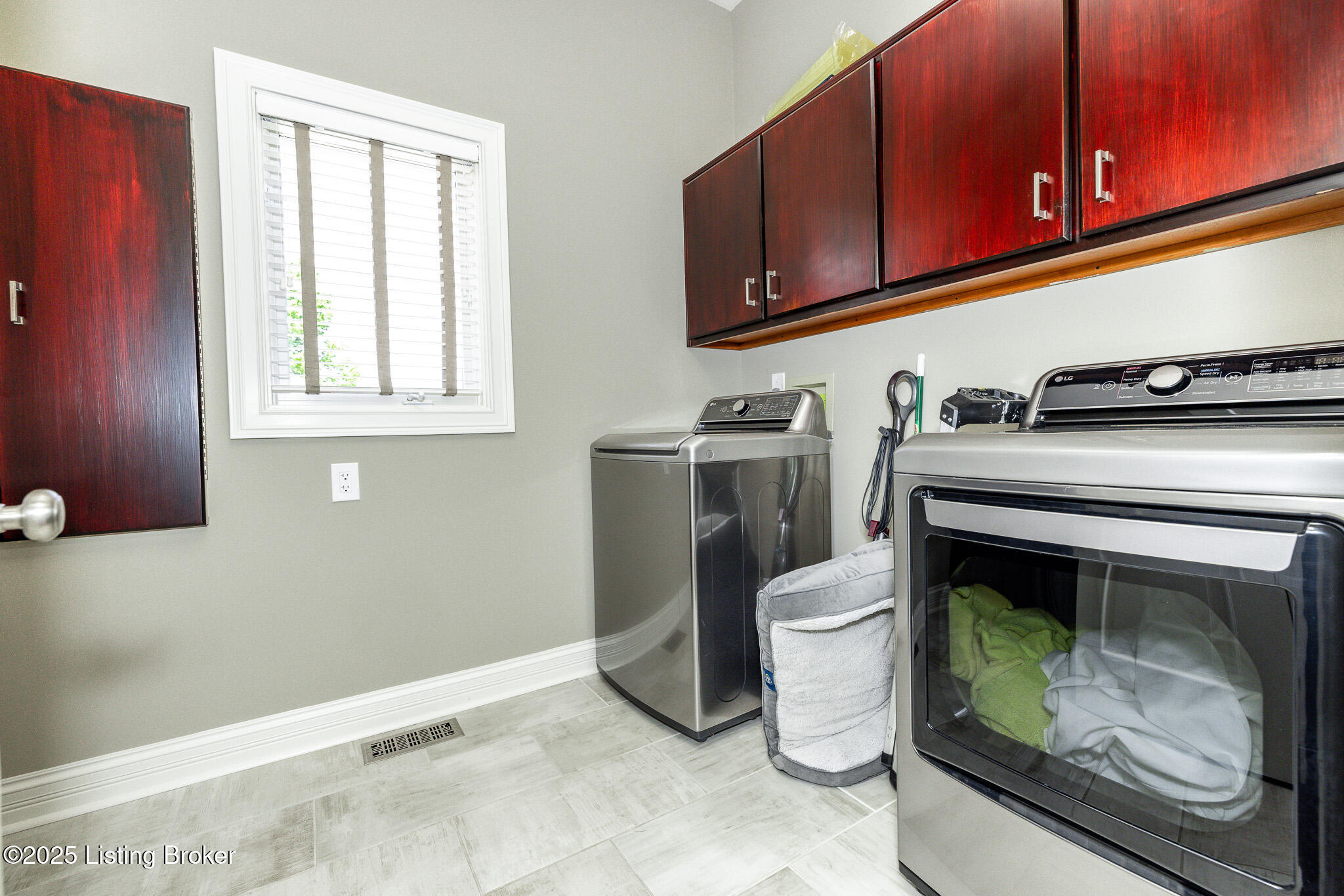 1205 Balmoral Dr, Louisville, Kentucky image 38