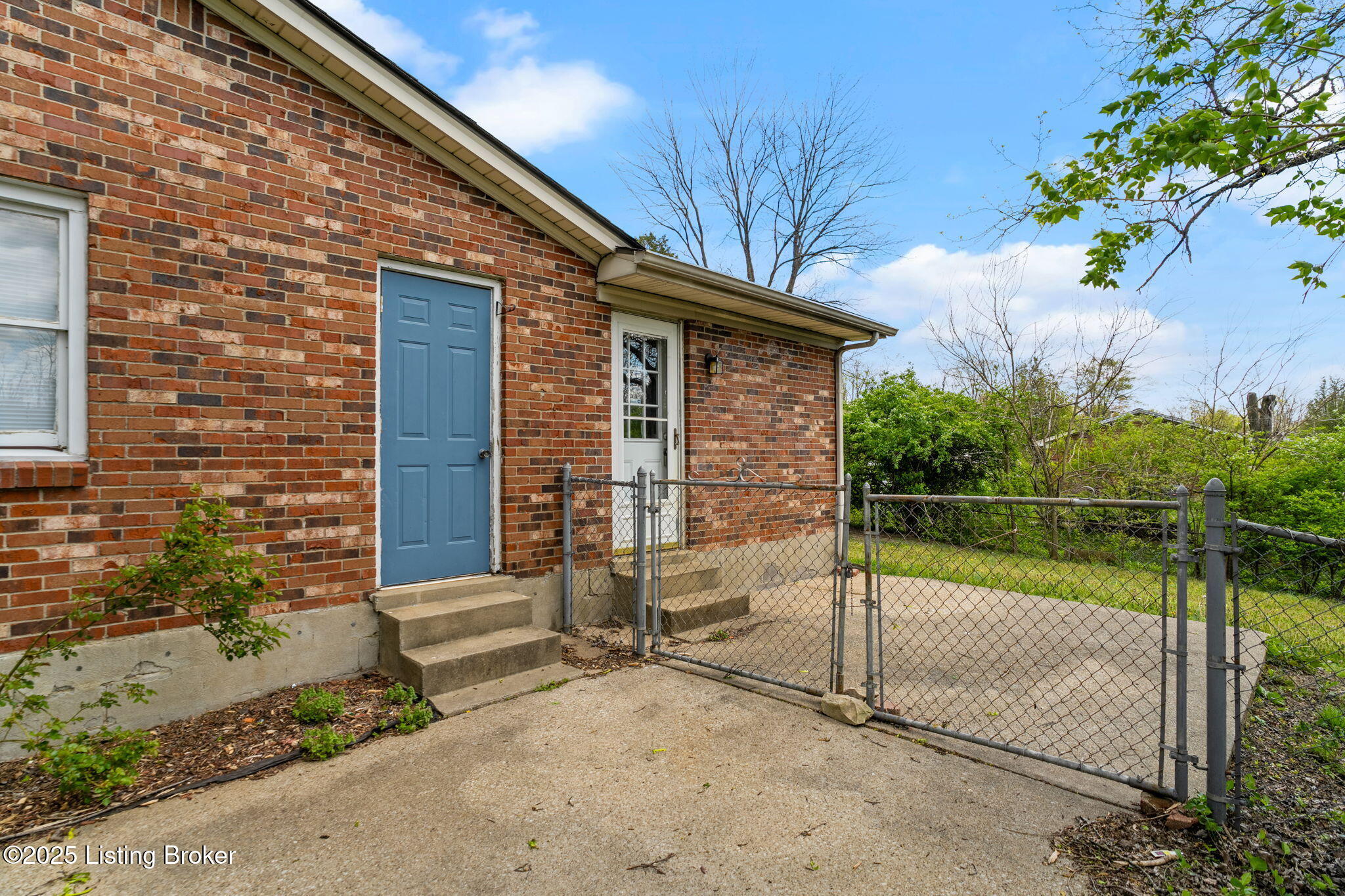 6919 Holly Lake Dr, Louisville, Pennsylvania image 25