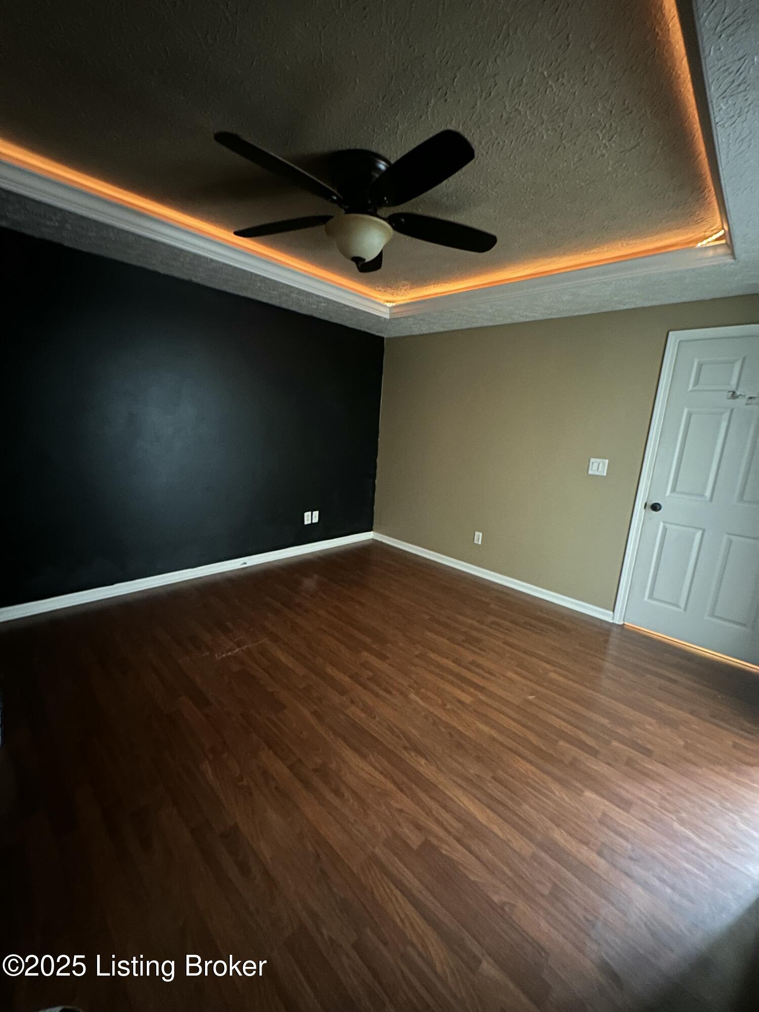 4810 Greenvale Cir, Louisville, Kentucky image 6