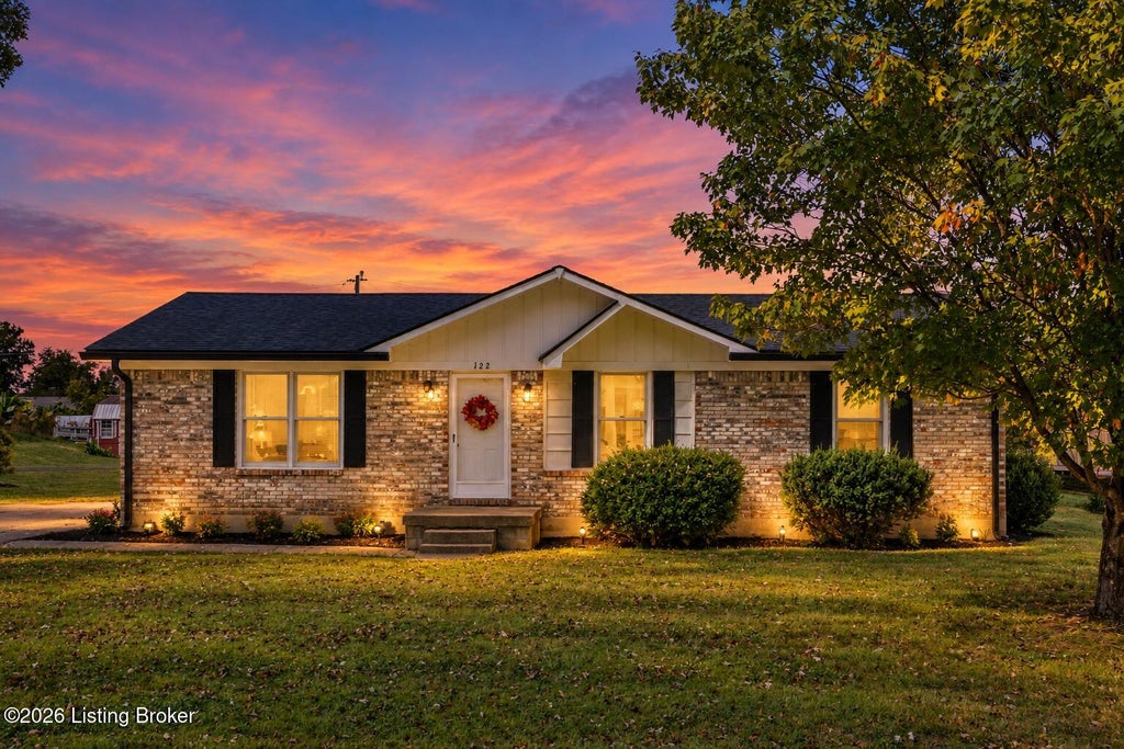 Photo of 122 Raisor Ave, Bardstown, KY 40004 (MLS # 1731068)