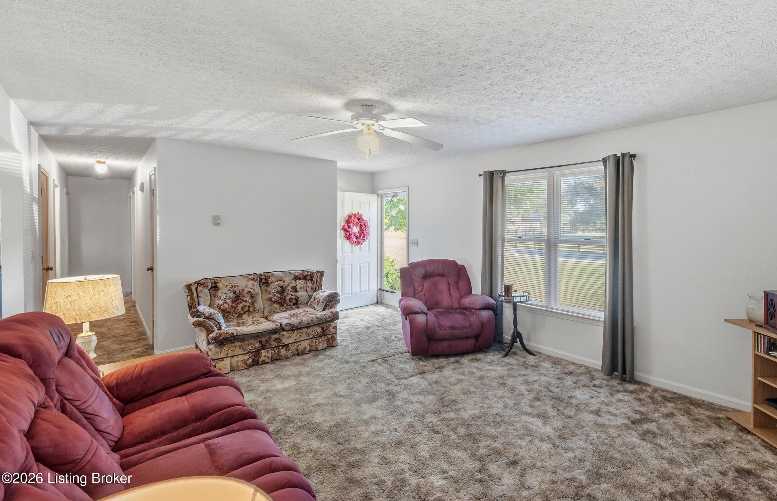 122 Raisor Ave