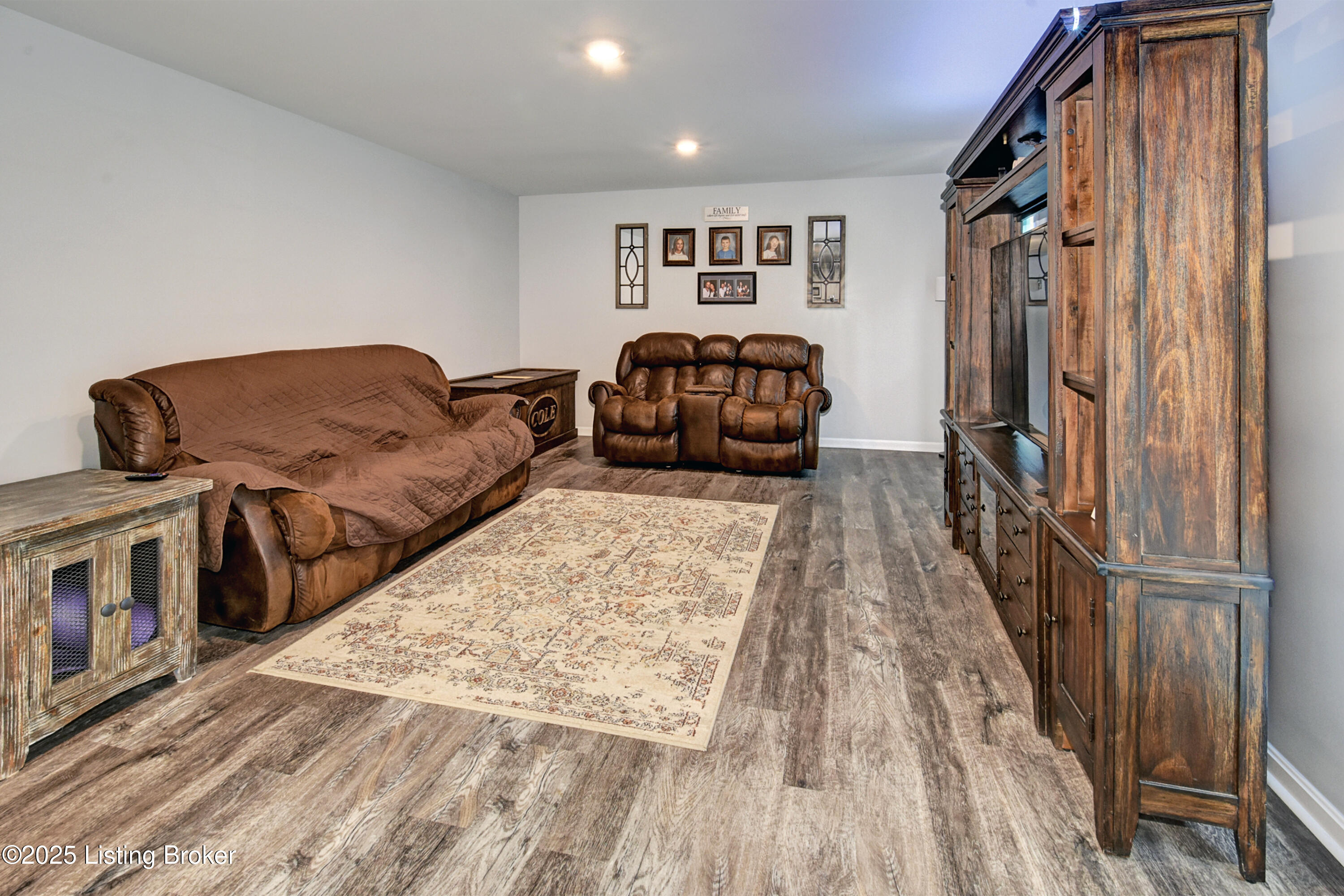 12621 Orell Station Pl, Louisville, Pennsylvania image 5
