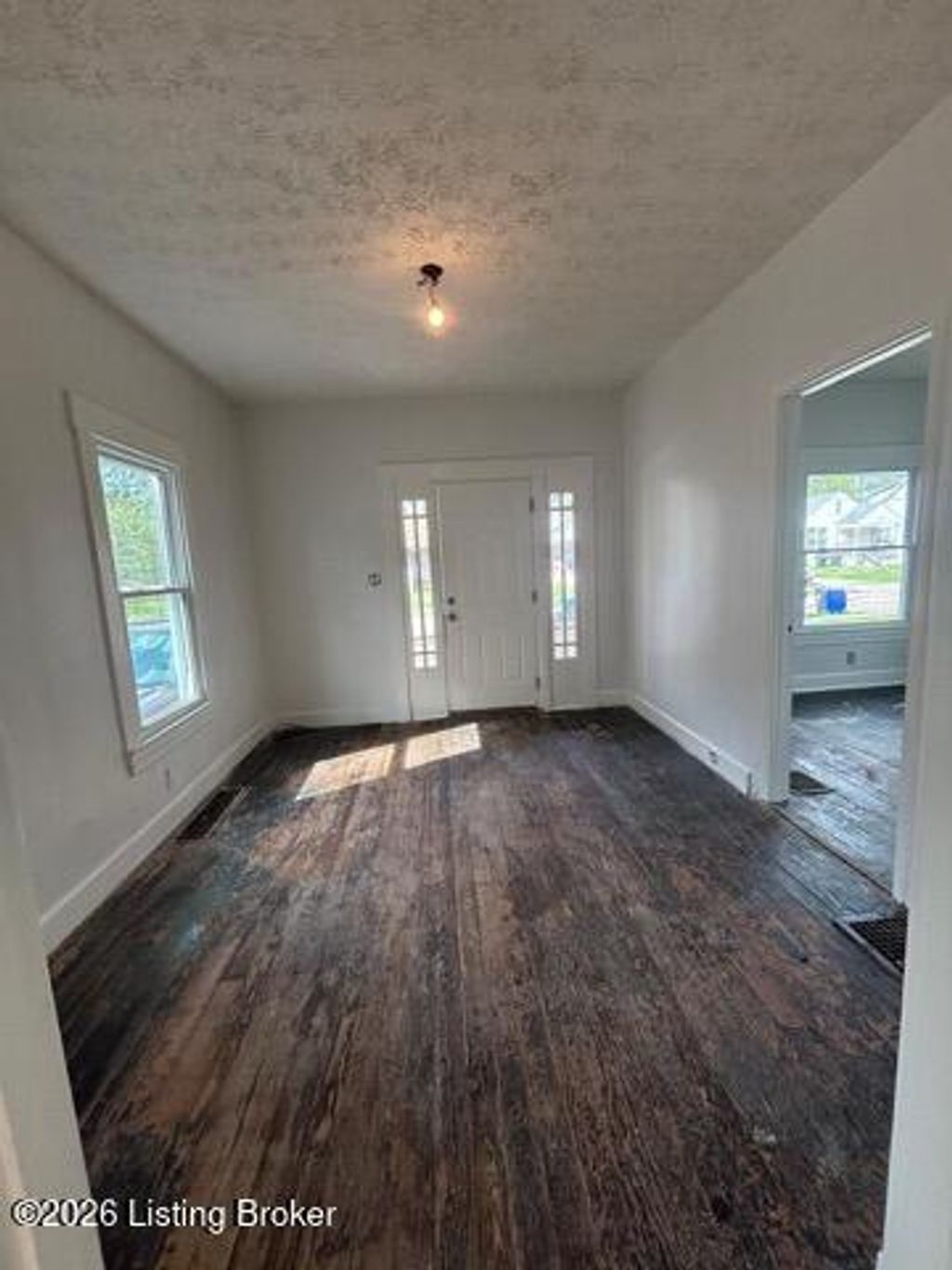 Photo of 1224 Bicknell Ave, Louisville, KY 40215 (MLS # 1713316)