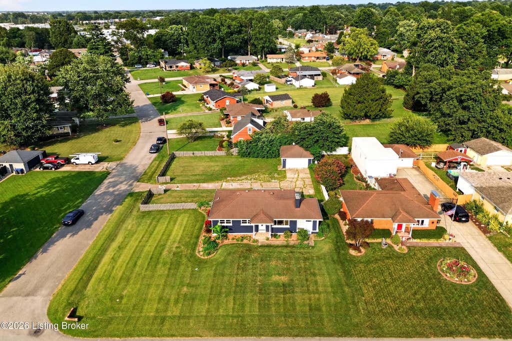 Photo of 8303 Smithton Rd, Louisville, KY 40219 (MLS # 1726066)