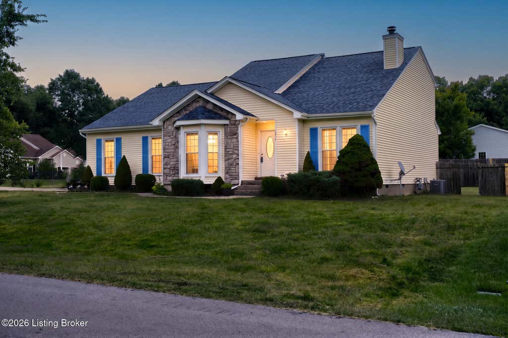 Photo of 6500 Five Forks Dr, Pewee Valley, KY 40056 (MLS # 1719912)