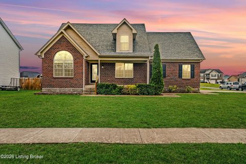 Photo of 327 Red Crest Dr, Shepherdsville, KY 40165 (MLS # 1711385)