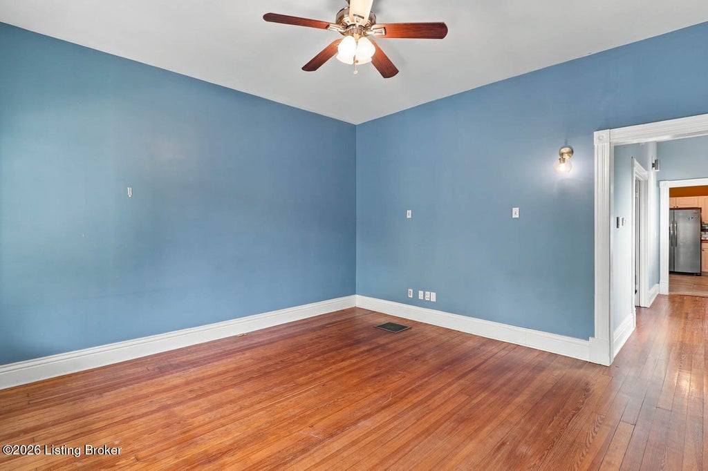 Photo of 1051 E Caldwell St, Louisville, KY 40204 (MLS # 1731790)