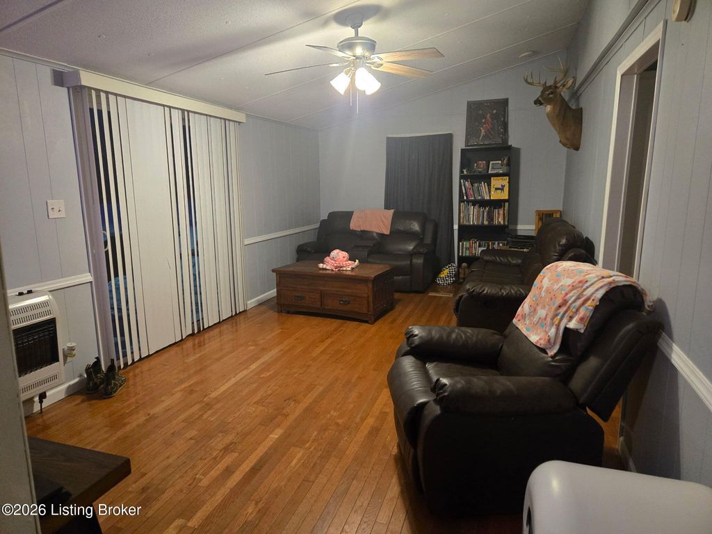 Photo of 1050 Green Valley Ranch Rd, Battletown, KY 40104 (MLS # 1708534)