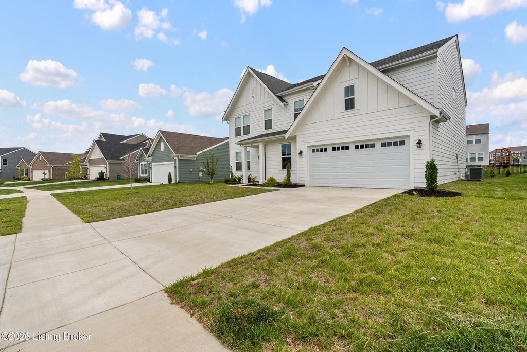 Photo of 124 Meadow Rose Ln, Mt Washington, KY 40047 (MLS # 1717691)