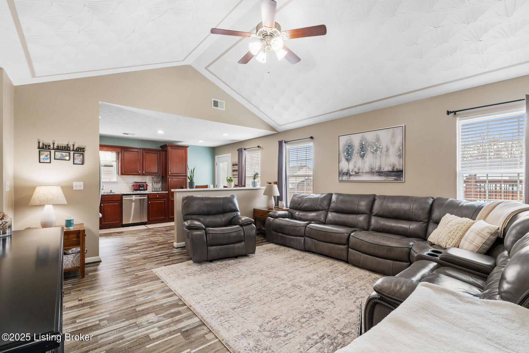 411 Madison Rae Blvd, Shepherdsville, Kentucky image 5
