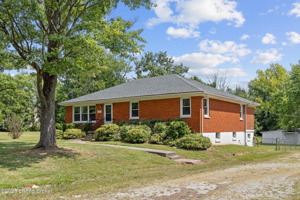 Photo of 7273 KY-44, Mt Washington, KY 40047 (MLS # 1701784)