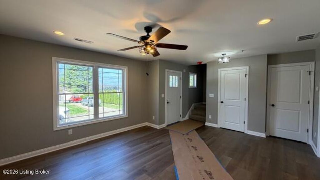 Photo of 115 State St, Bardstown, KY 40004 (MLS # 1712226)