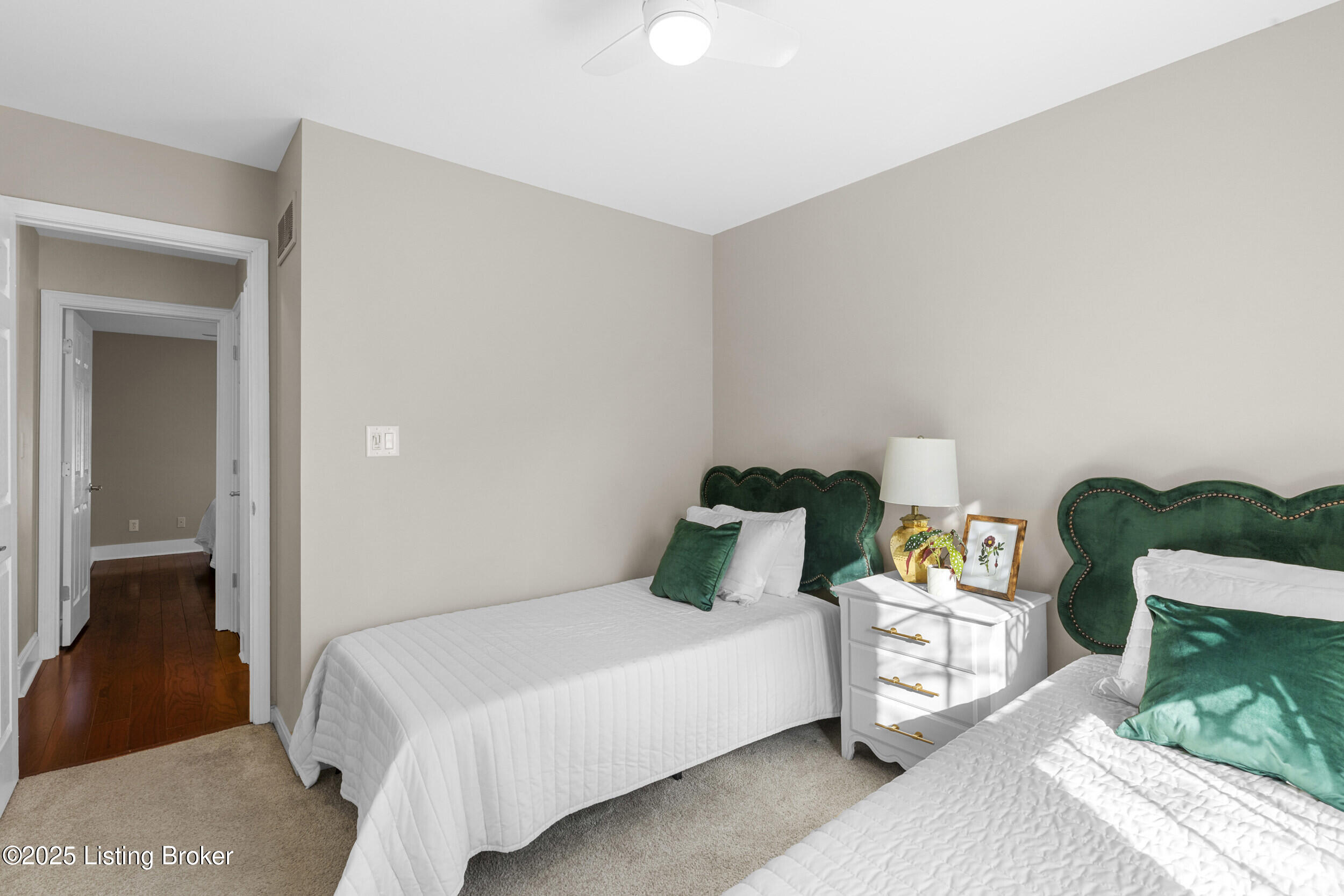 4702 Carolina Springs Ct, Louisville, Kentucky image 24
