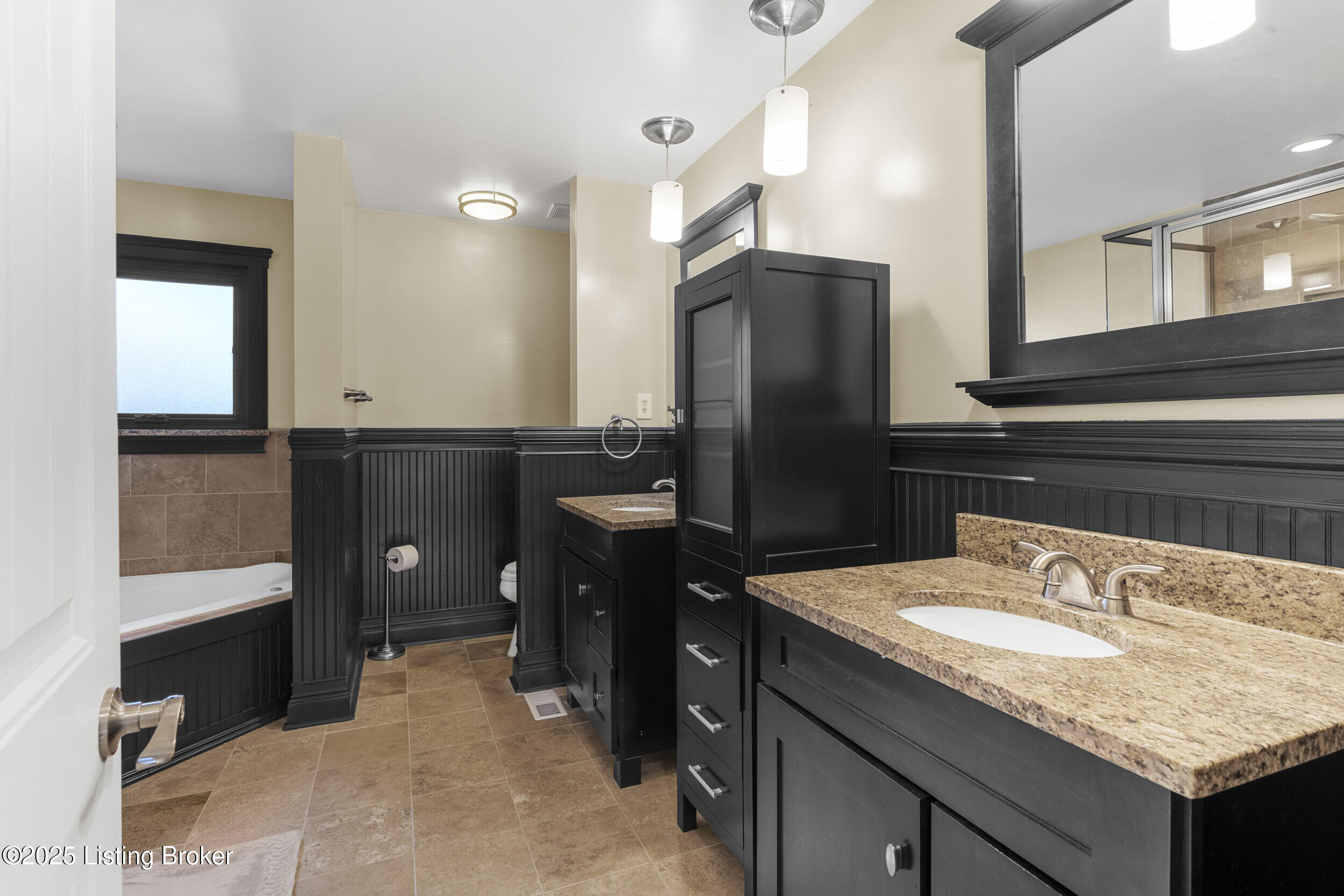 4702 Carolina Springs Ct, Louisville, Kentucky image 33