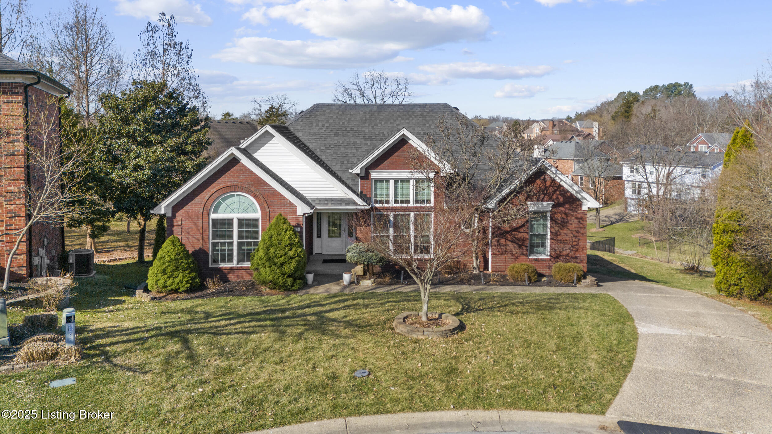 4702 Carolina Springs Ct, Louisville, Kentucky image 1
