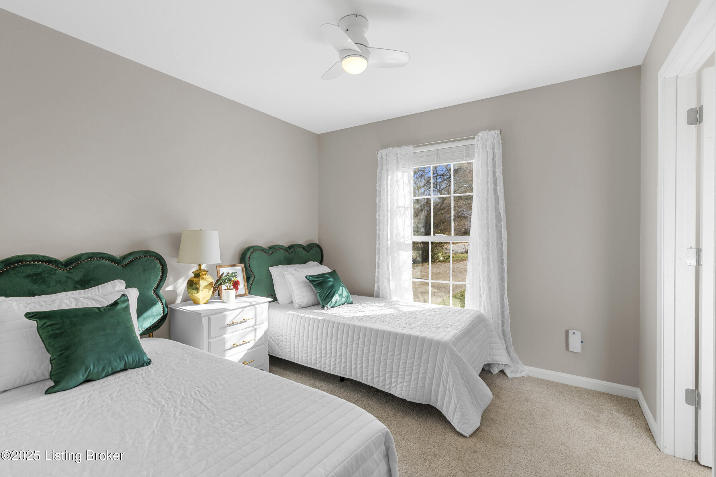4702 Carolina Springs Ct, Louisville, Kentucky image 23