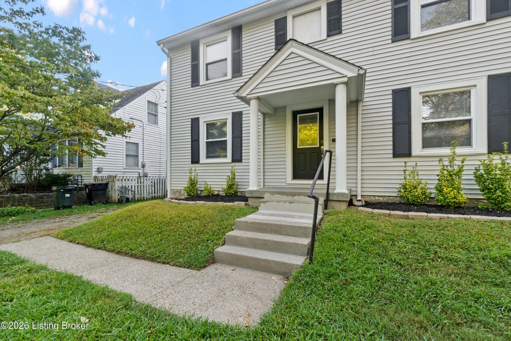 Photo of 4613 Cliff Ave, Louisville, KY 40215 (MLS # 1730383)
