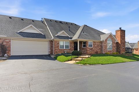 Photo of 10000 Plum Hollow Ct, Louisville, KY 40291 (MLS # 1711727)