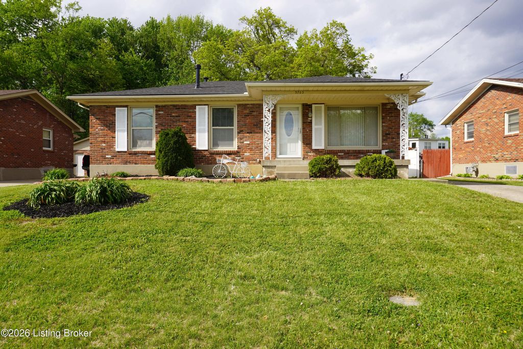 Photo of 3703 Cutler Rd, Louisville, KY 40219 (MLS # 1714553)