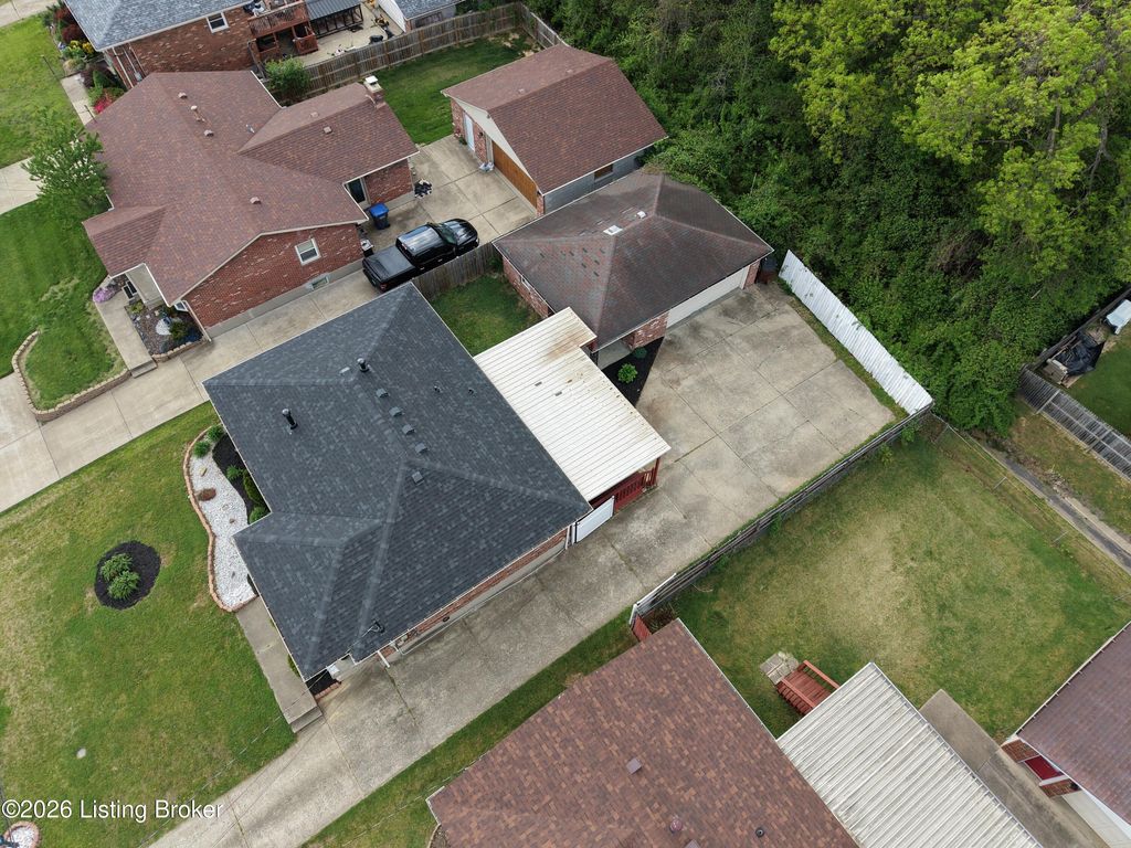 Photo of 3703 Cutler Rd, Louisville, KY 40219 (MLS # 1714553)