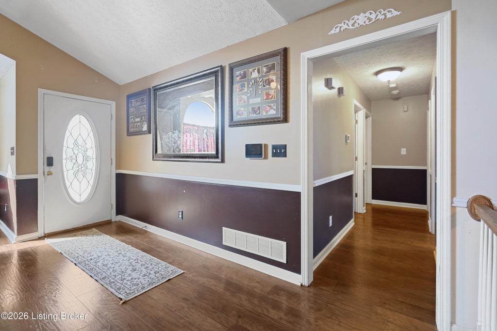 Photo of 5217 Hassock Ct, Louisville, KY 40258 (MLS # 1733408)