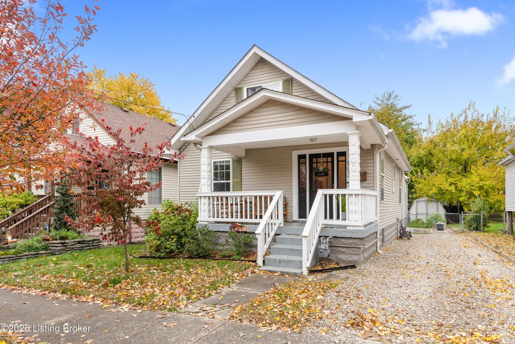 Photo of 502 E Brandeis Ave, Louisville, KY 40217 (MLS # 1709229)