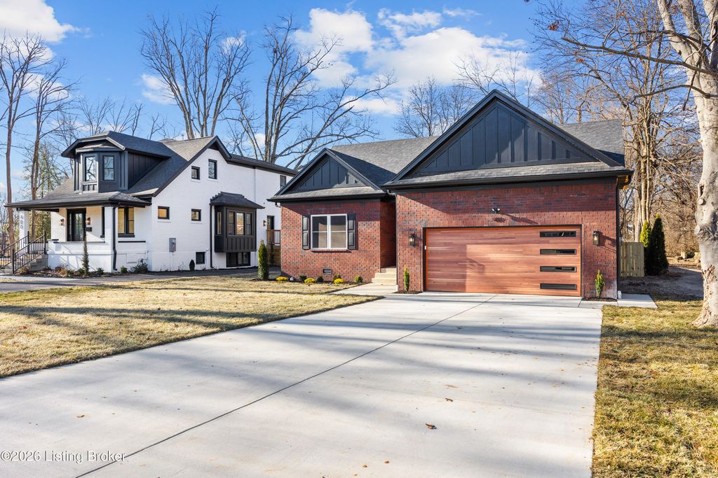 Photo of 402 Wood Rd, Louisville, KY 40222 (MLS # 1707486)