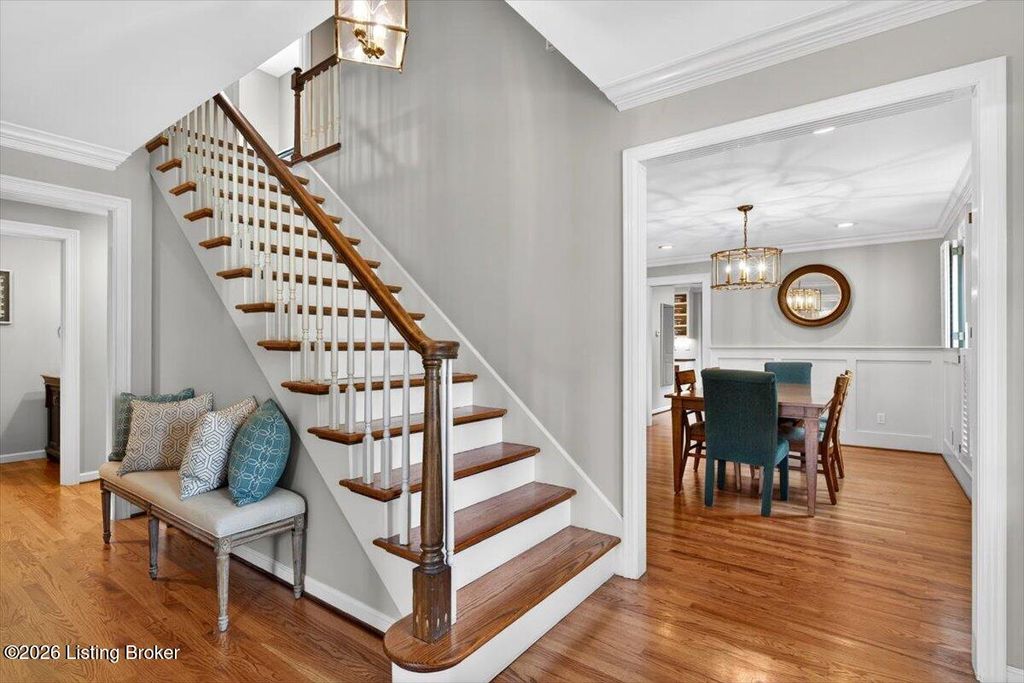 Photo of 5900 Cabin Way, Louisville, KY 40222 (MLS # 1717554)