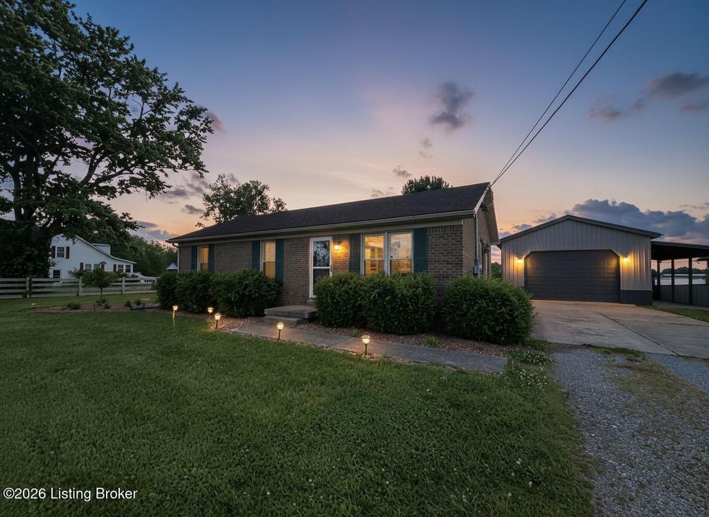 Photo of 2151 Woodlawn Rd, Bardstown, KY 40004 (MLS # 1715922)