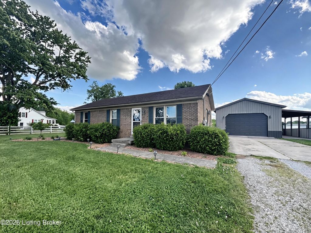 Photo of 2151 Woodlawn Rd, Bardstown, KY 40004 (MLS # 1715922)