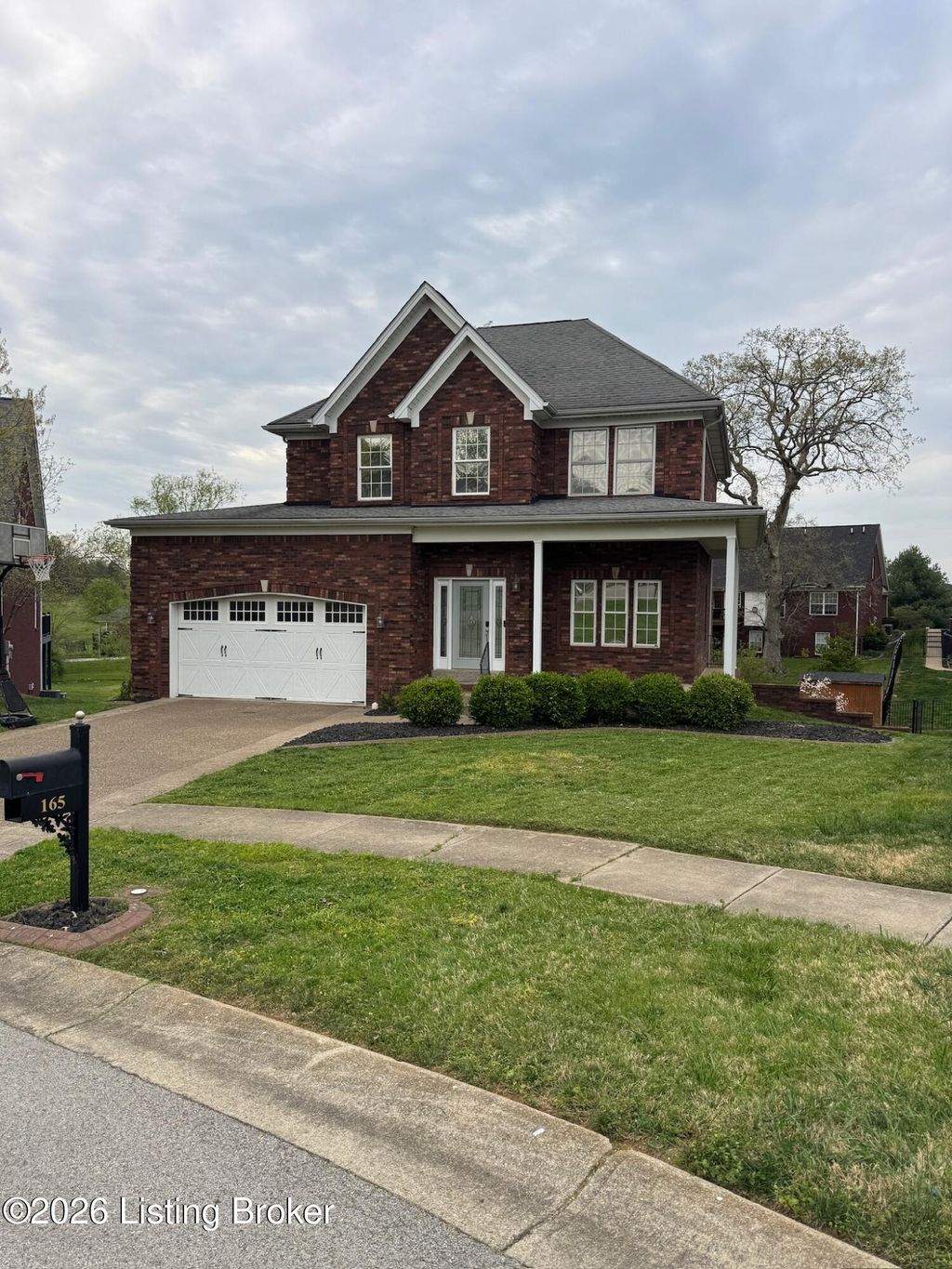 Photo of 165 Nipper Ct, Shepherdsville, KY 40165 (MLS # 1714347)