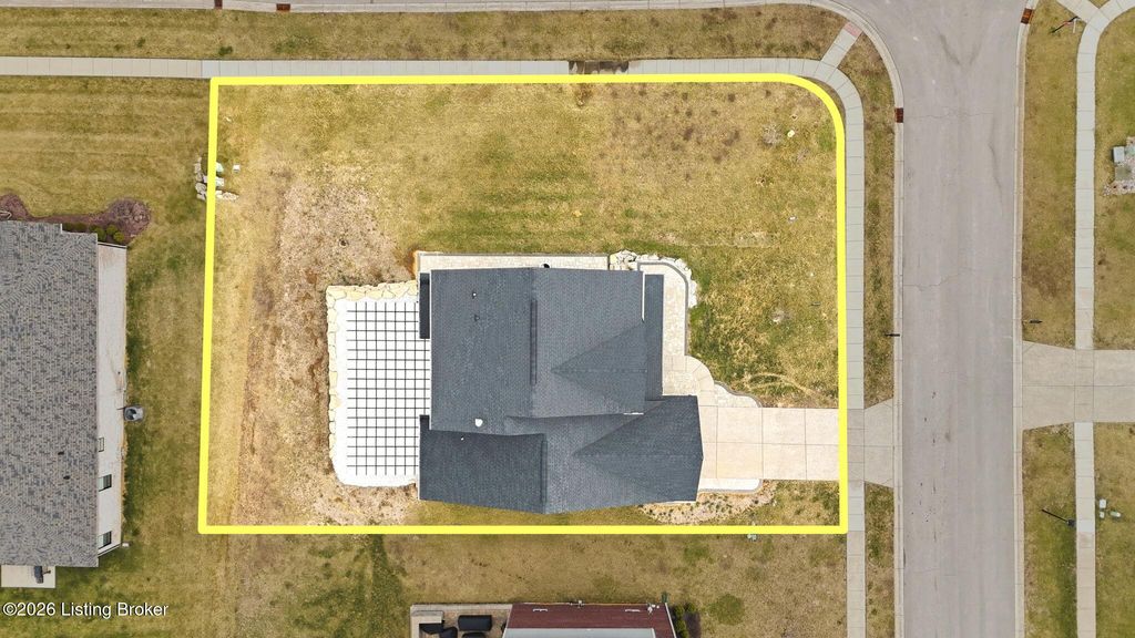 Photo of 3516 Devonshire Dr, La Grange, KY 40031 (MLS # 1708874)