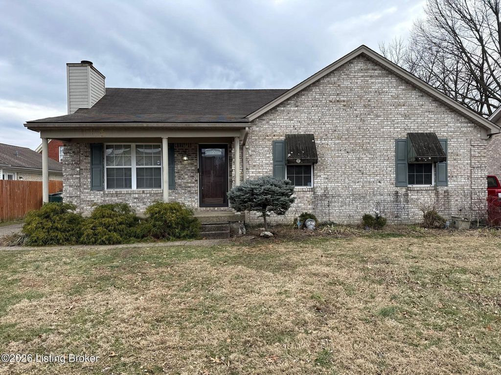 Photo of 4402 Dellafay Dr, Louisville, KY 40219 (MLS # 1711135)