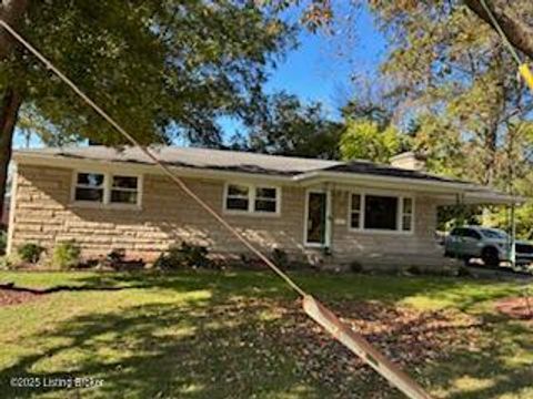 Photo of 3212 Carrie Dr, Louisville, KY 40216 (MLS # 1701744) Photo of 3212 Carrie Dr, Louisville, KY 40216 (MLS # 1701744)