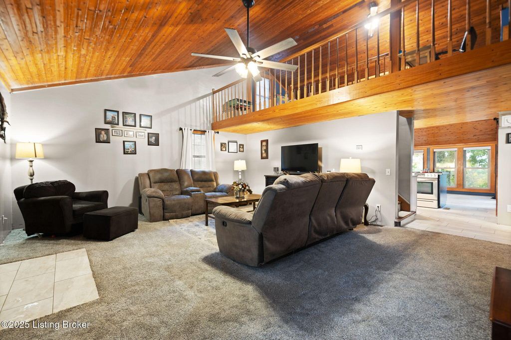 Photo of 42 Fishback Ln, Edmonton, KY 42129 (MLS # 1702341)