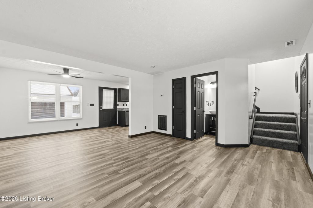 Photo of 6212 Maravian Dr, Louisville, KY 40258 (MLS # 1708185)