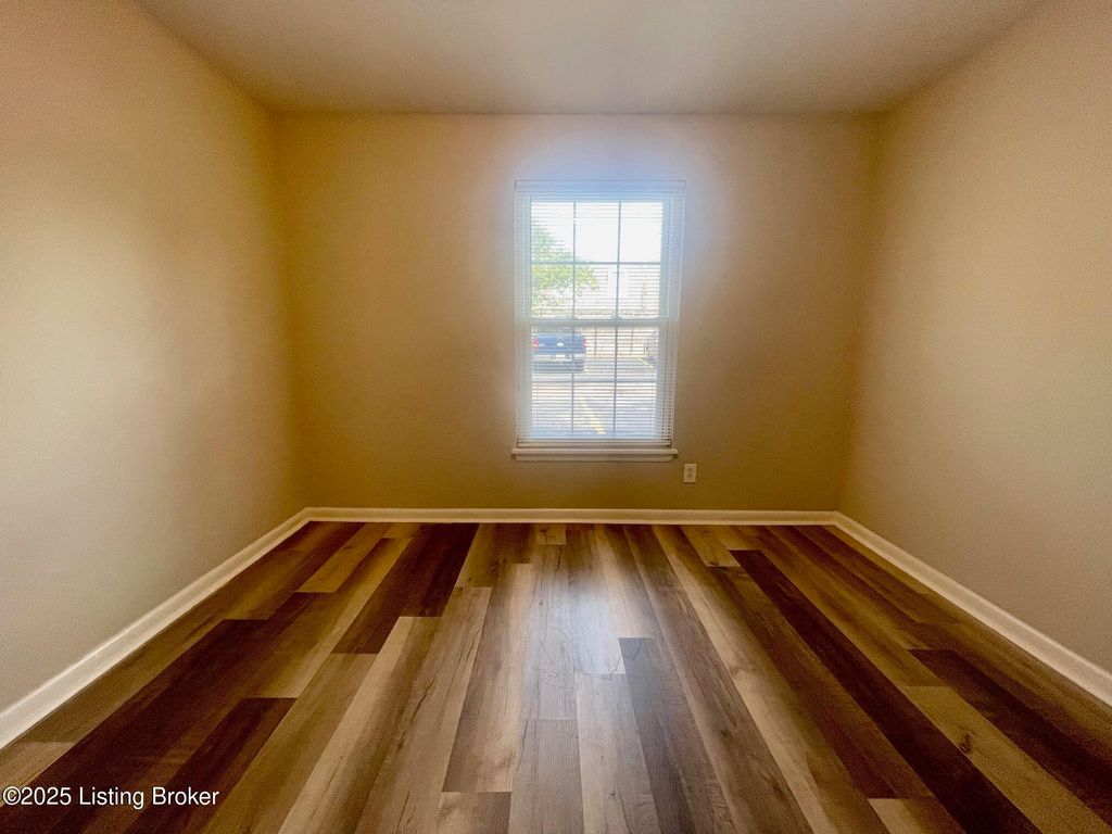 Photo of 428 N Hite Ave, Louisville, KY 40206 (MLS # 1701440)
