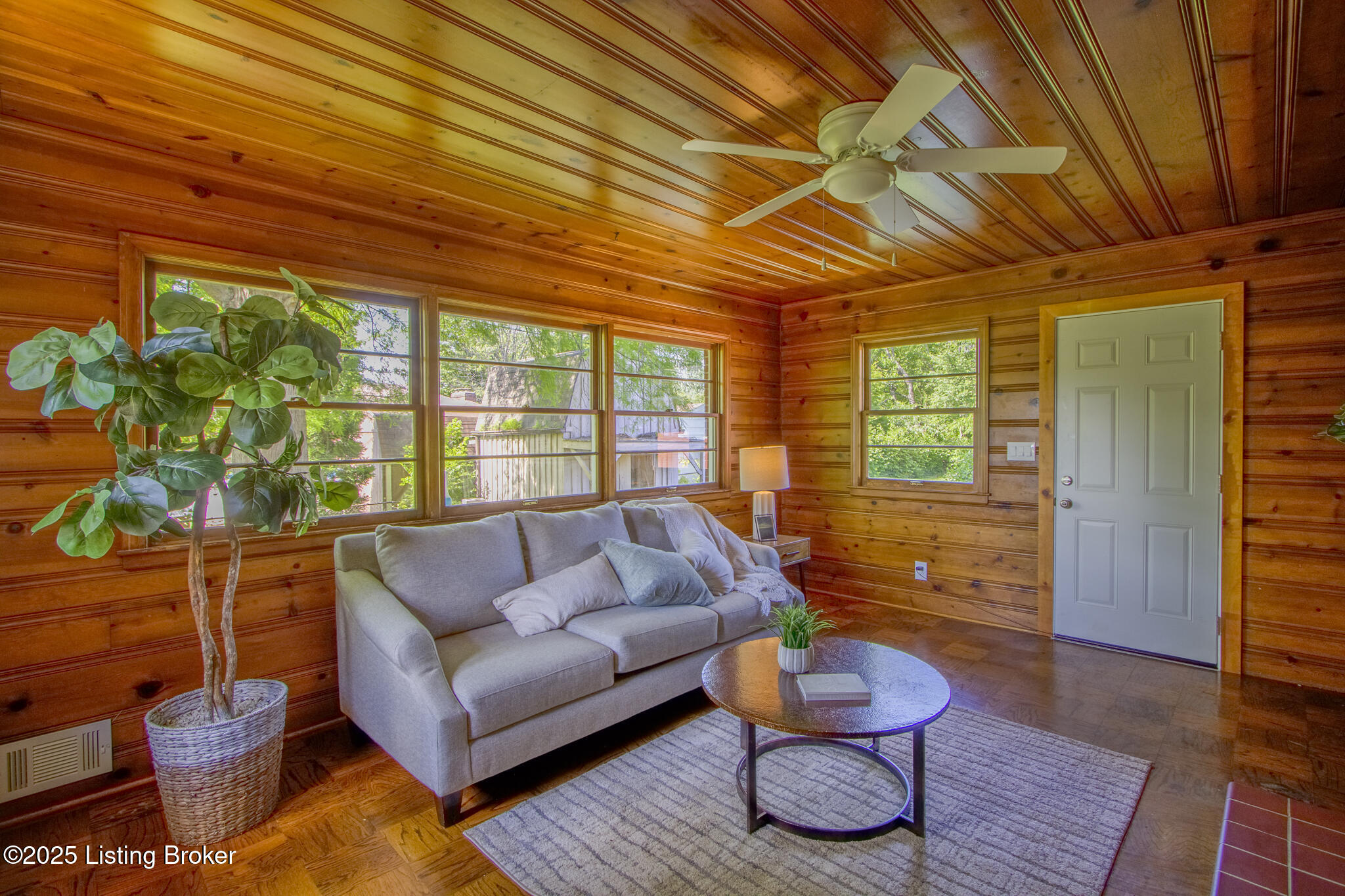 3209 Hikes Ln, Louisville, Kentucky image 24