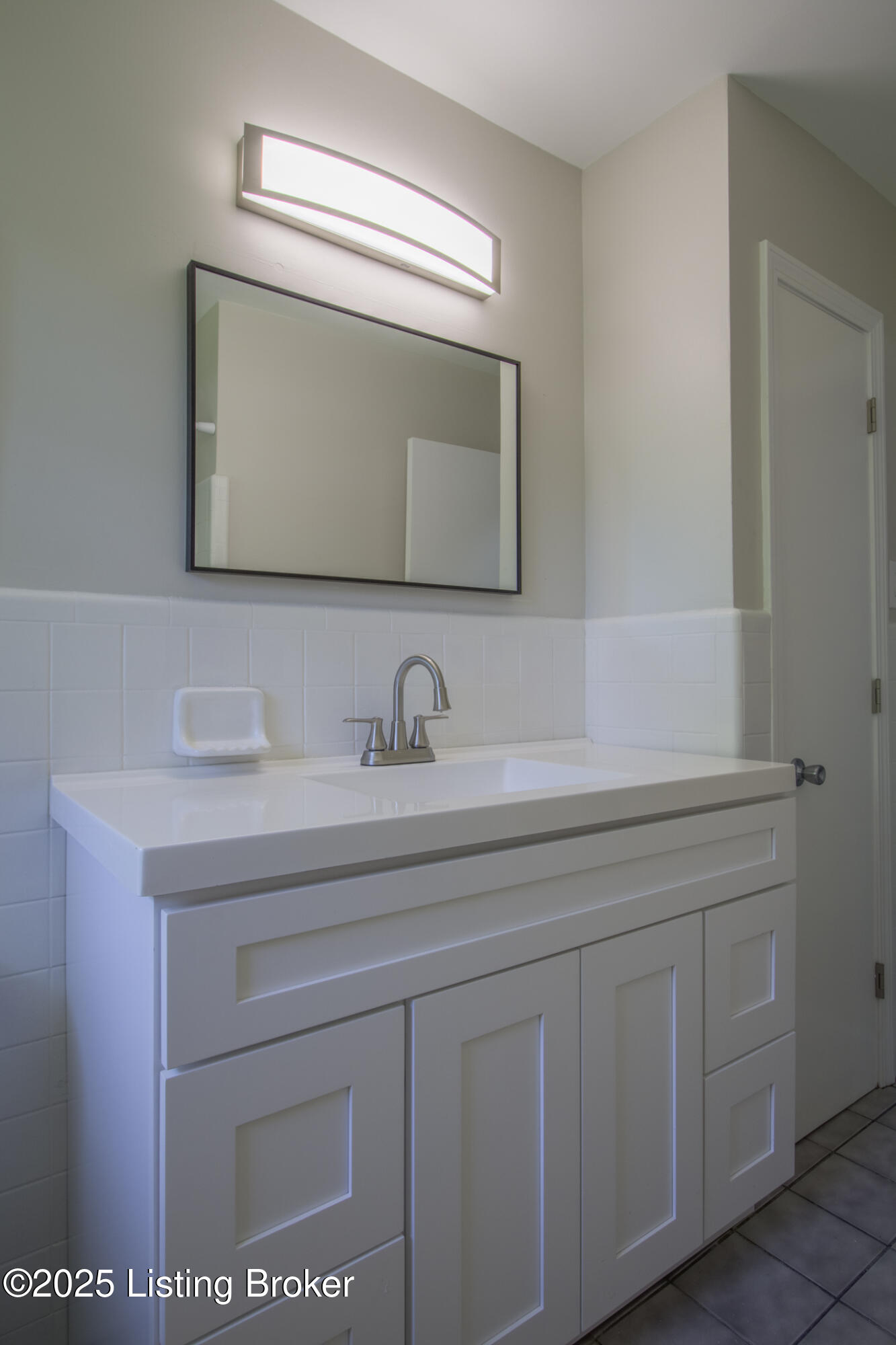 3209 Hikes Ln, Louisville, Kentucky image 23