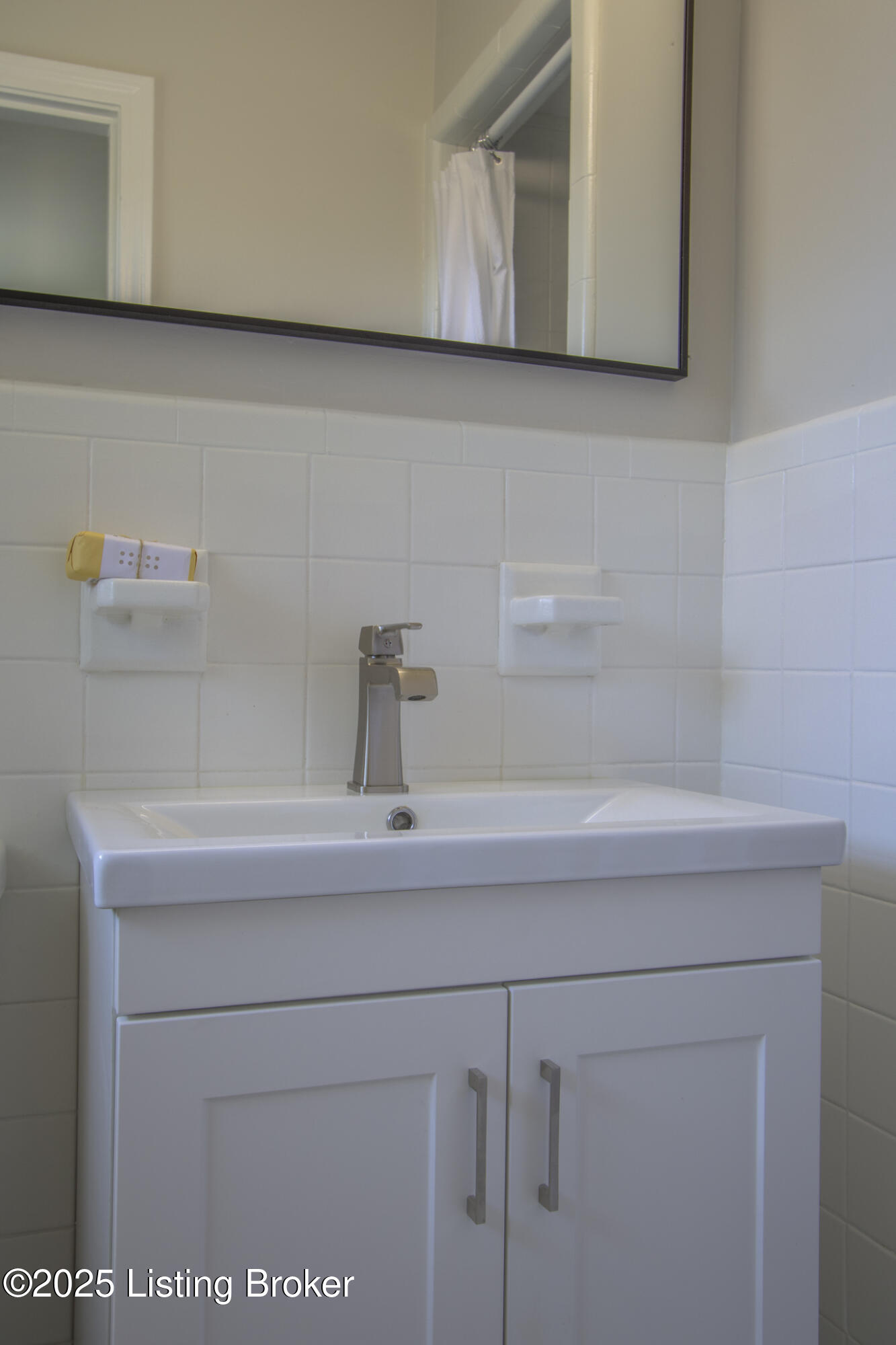3209 Hikes Ln, Louisville, Kentucky image 17