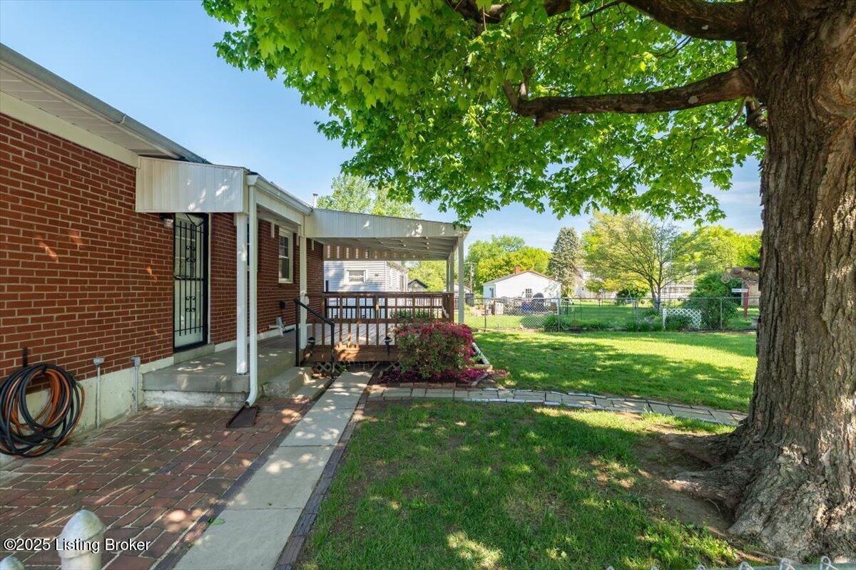 407 N Birchwood Ave, Louisville, Pennsylvania image 27