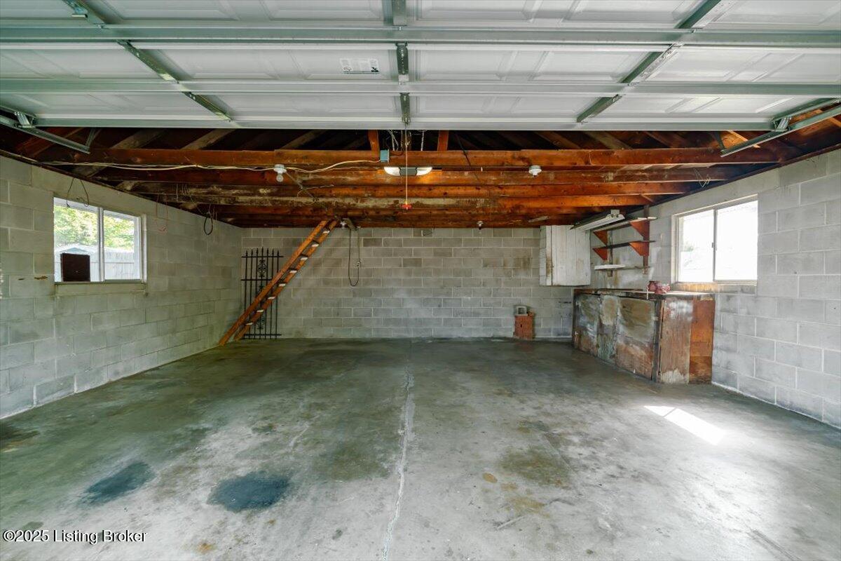 407 N Birchwood Ave, Louisville, Pennsylvania image 29